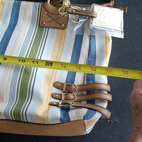 Aigner Tote Bag - Picture 5 of 13